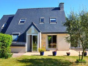 Villa 3 étoiles à 400m de la grande plage de Trestraou à Perros-Guirec - Réf 851